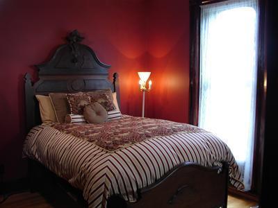 Whiskey Mansion Bed and Breakfast Saint Joseph Rum bild