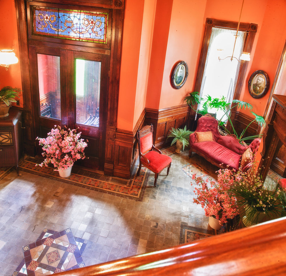Whiskey Mansion Bed and Breakfast Saint Joseph Exteriör bild